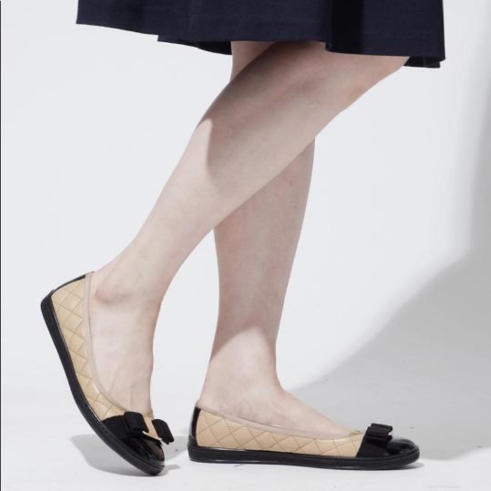 Ferragamo 2 tone quilted flats